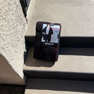 Ike Behar Reversible Fashion Wrap